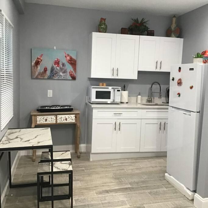Redone Private Guesthouse Suite With Community Pool Киссимми Экстерьер фото